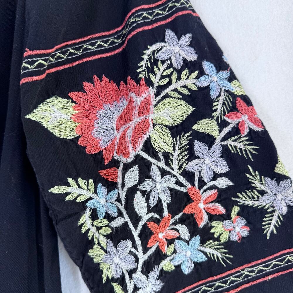 Free People Off Shoulder Embroidered Boho black Blouse Black Floral Oversized - Picture 4 of 7